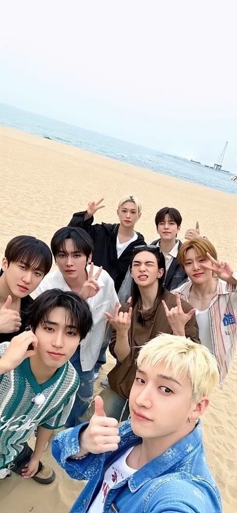 straykids, pick me (seungmin version) thumbnail