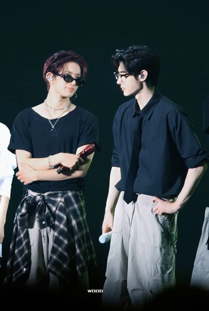 Lee Heeseung and park sunghoon thumbnail