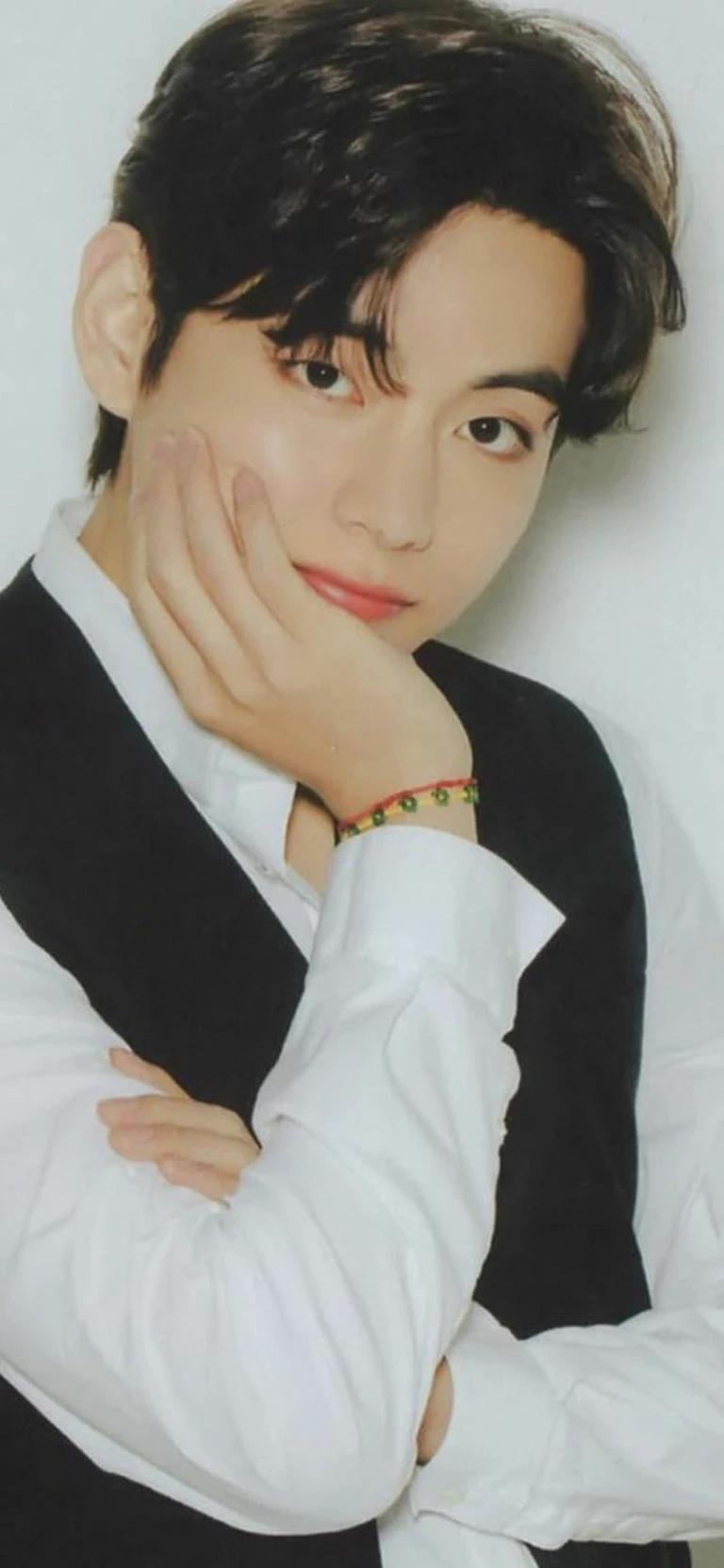 Kim taehyung  thumbnail