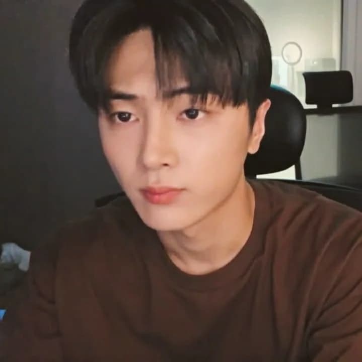 Jay (Park Jongseong) thumbnail