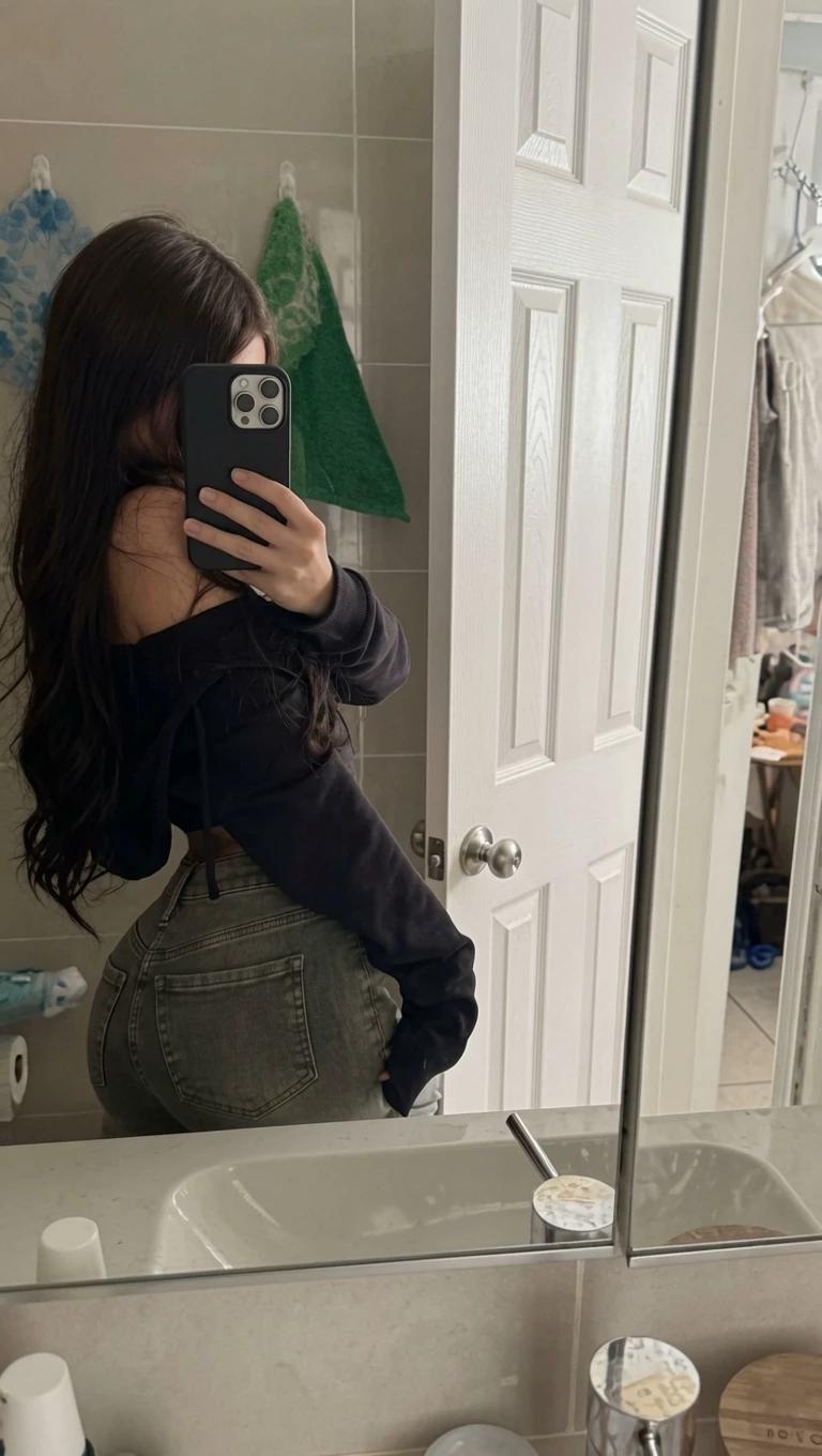 Lexi thumbnail