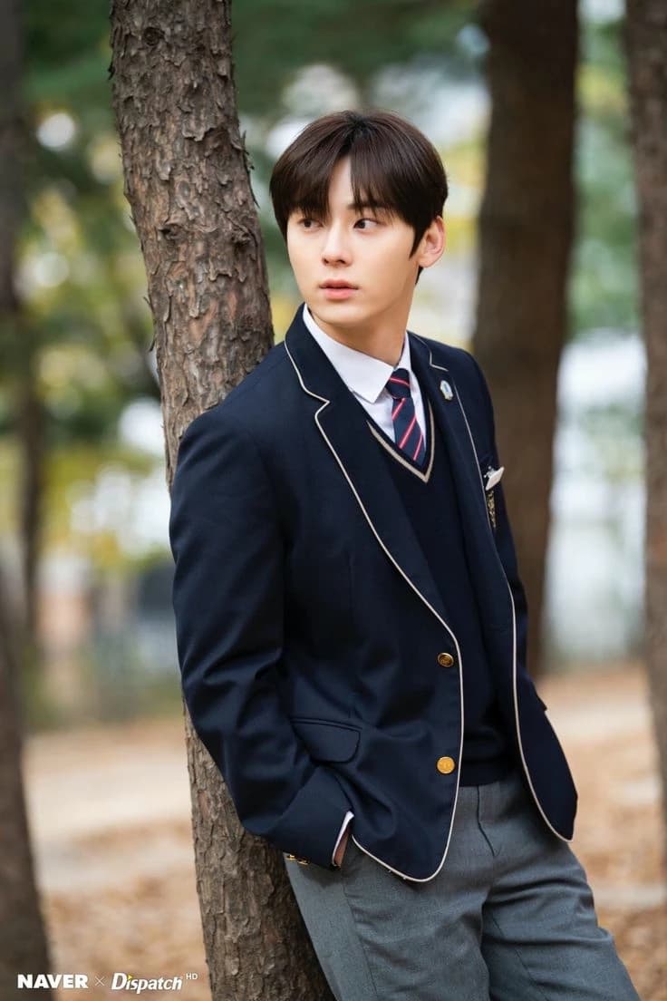 Hong Min-hyun  thumbnail