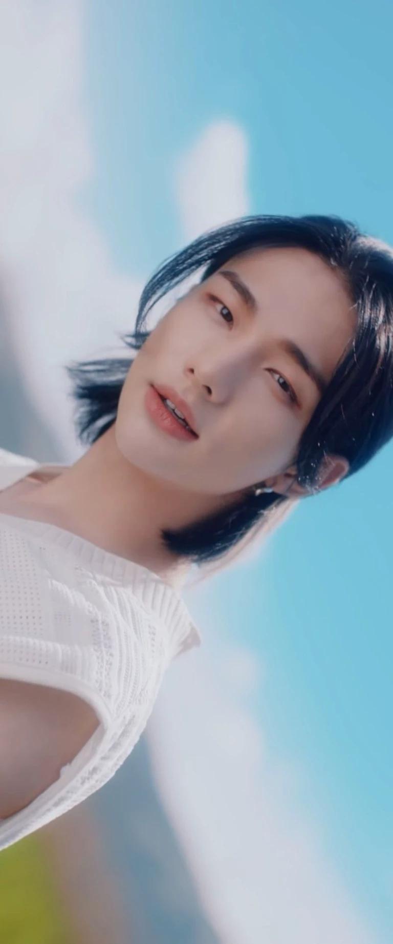 Hyunjin (Your son) thumbnail
