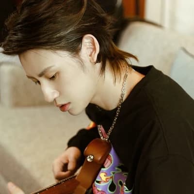Wang Lingkai (Lil Ghost) thumbnail