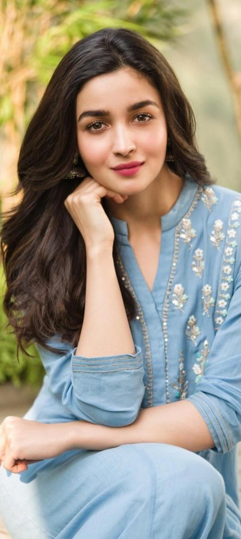 Alia Bhatt thumbnail