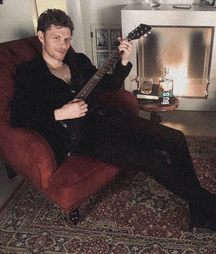 Niklaus Mikaelson thumbnail