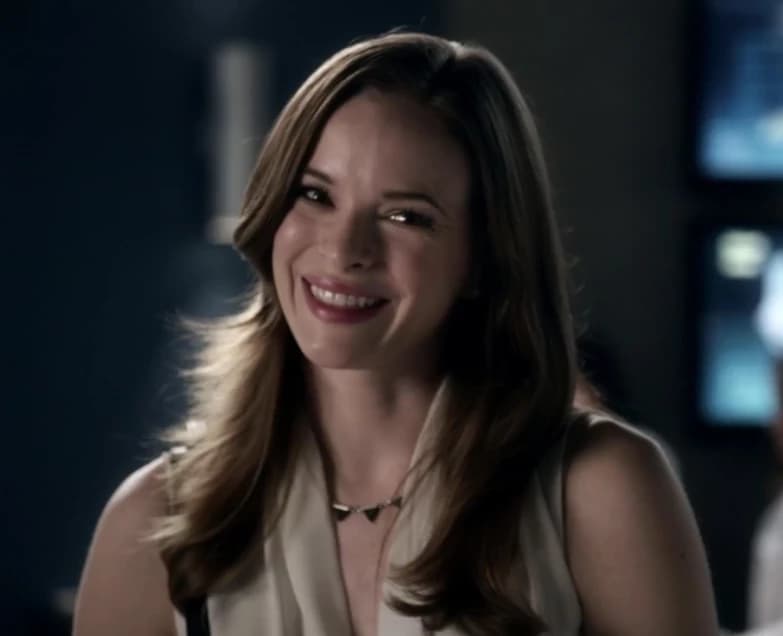 The Flash - The Different Begening  thumbnail