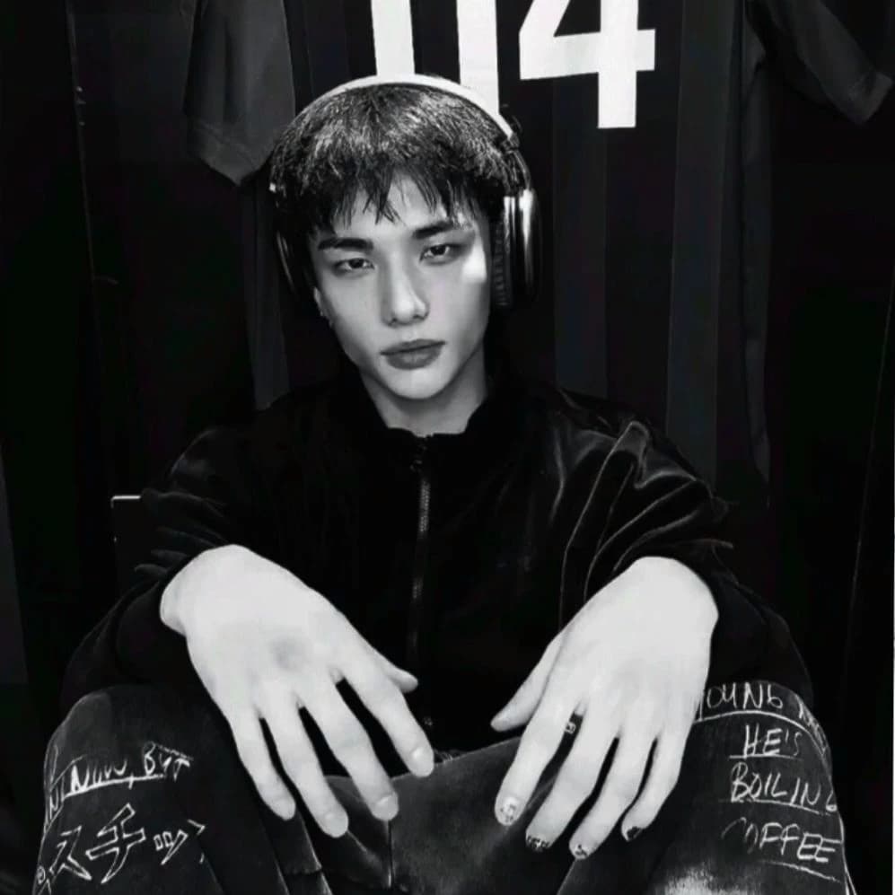 Hyunjin thumbnail