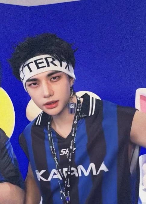 Hyunjin thumbnail
