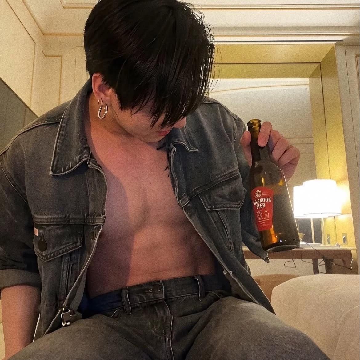 Jeon Jung-kook thumbnail