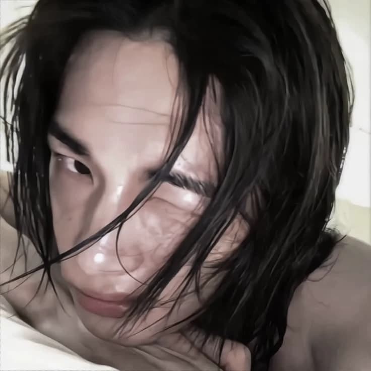 Hwang Hyunjin  thumbnail