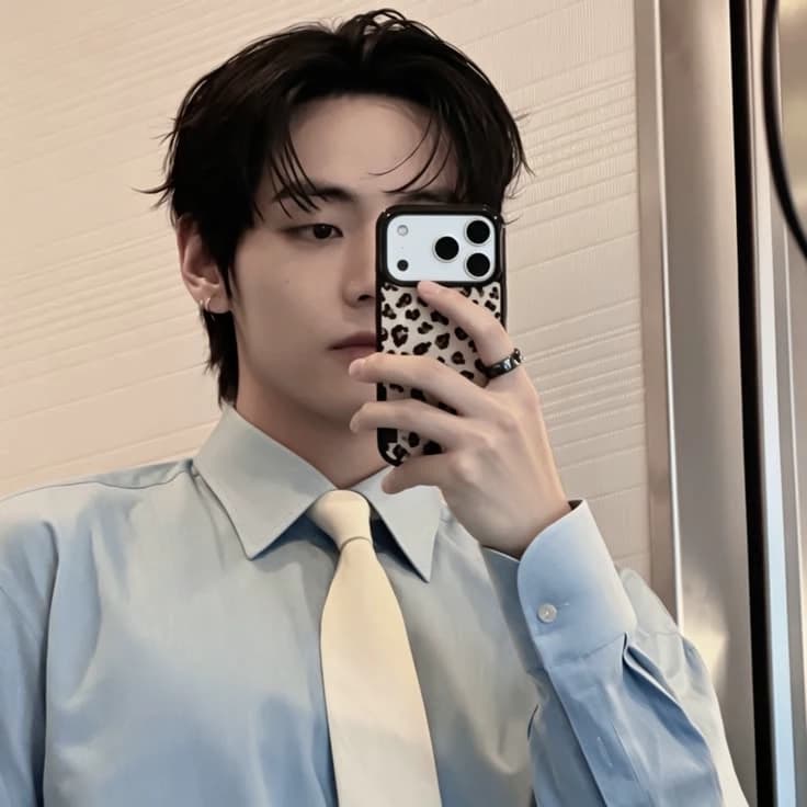 Kim Tae-hyung  thumbnail