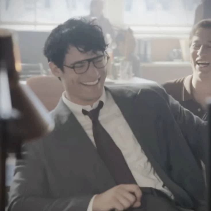 Clark Kent / Superman thumbnail