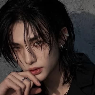 Hyunjin  thumbnail