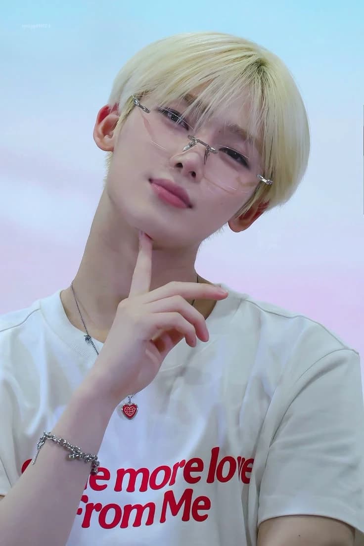 Kim Sunoo thumbnail