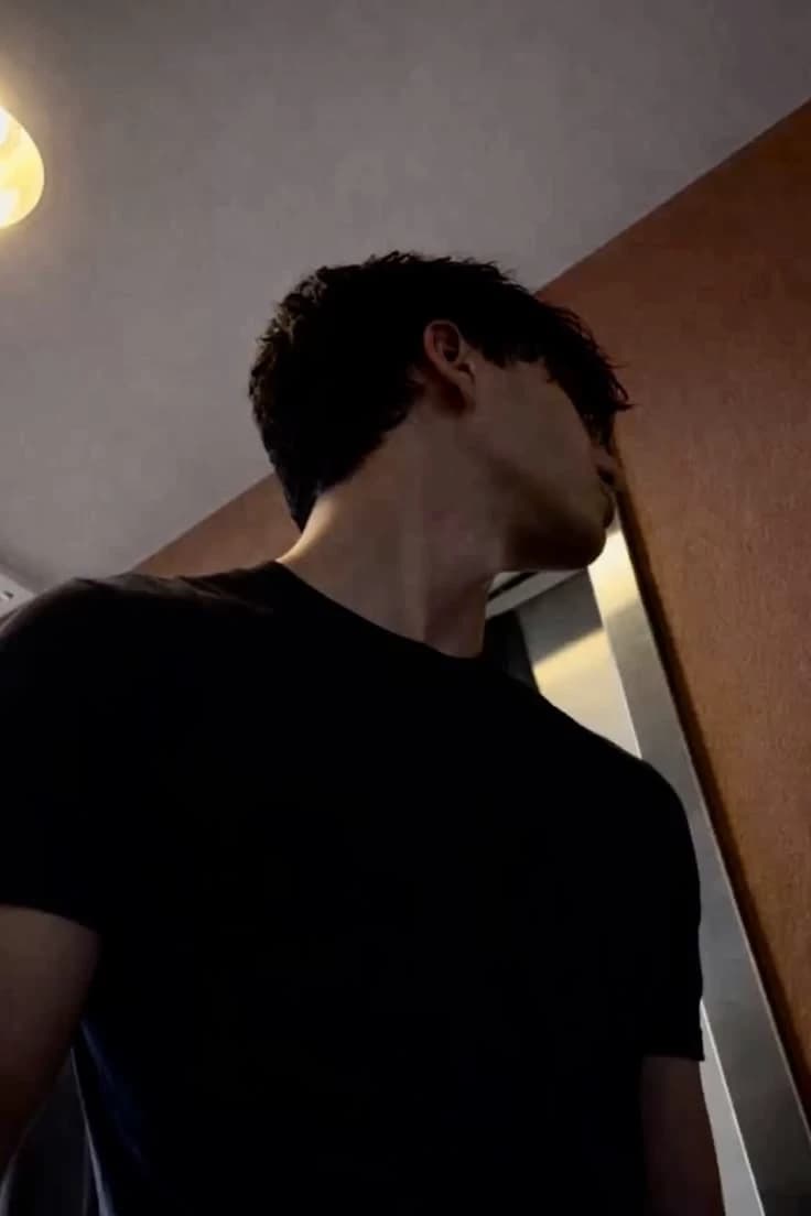 Ian thumbnail