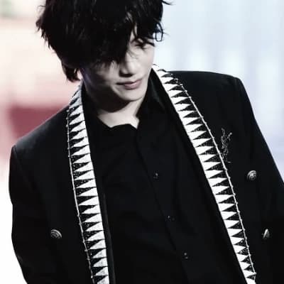 Kim Taehyung thumbnail