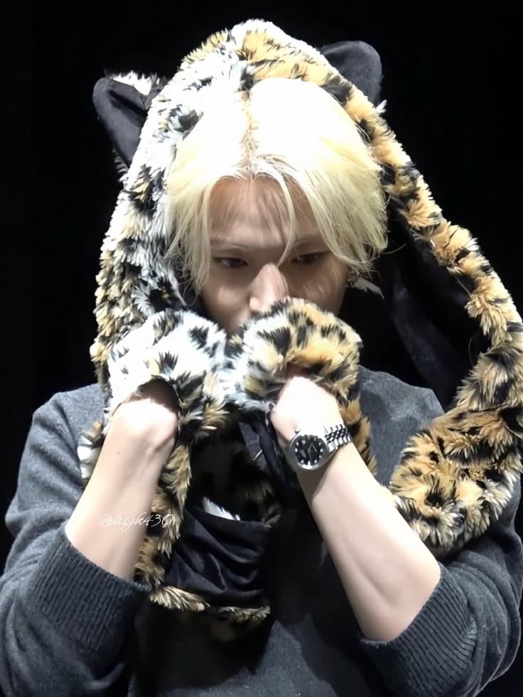 Heeseung  thumbnail