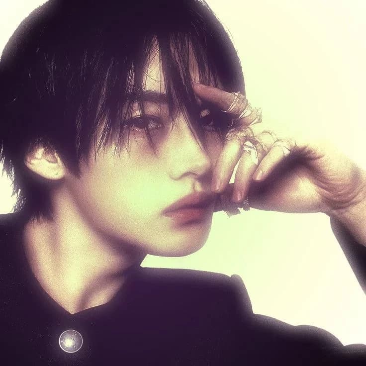 Lee know, Idol  thumbnail