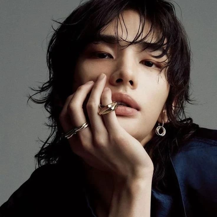 Hyunjin thumbnail
