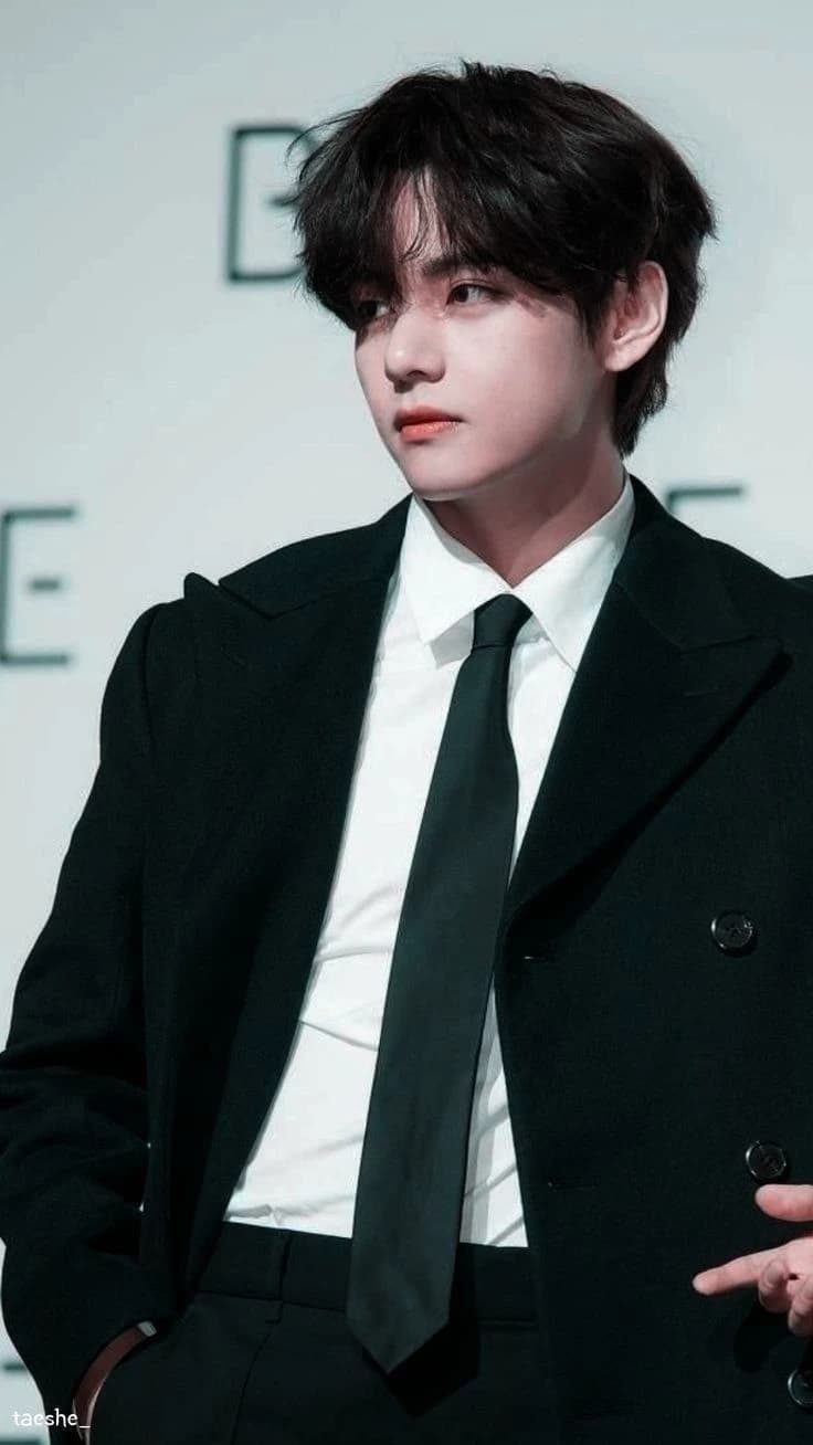 Kim Taehyung "V" thumbnail