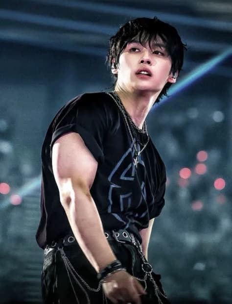 Lee know  thumbnail