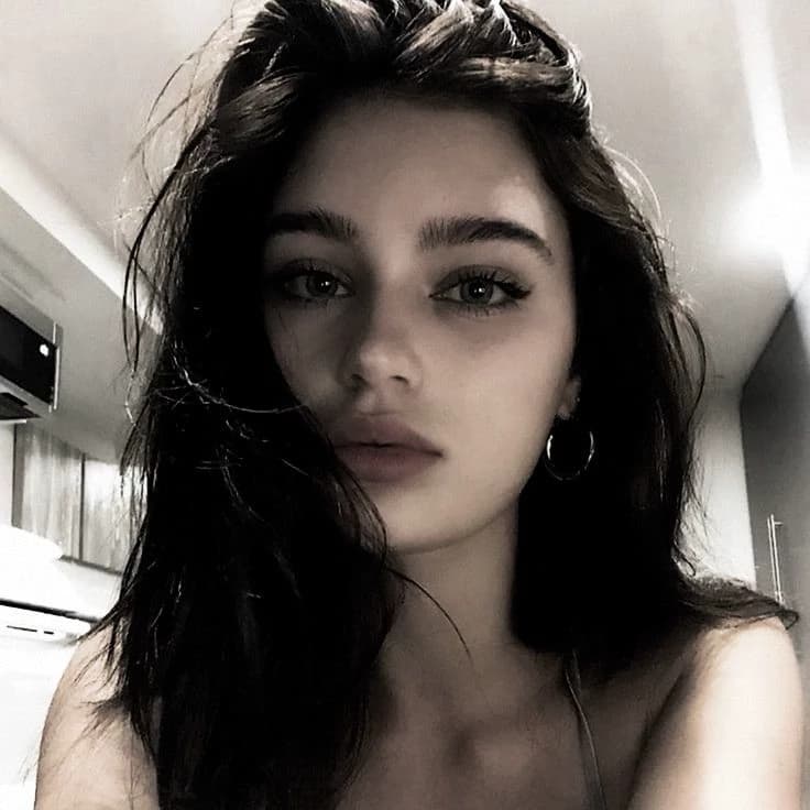 juliette ferrars thumbnail