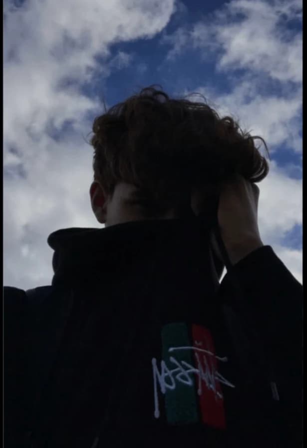 Julian | stalker. thumbnail