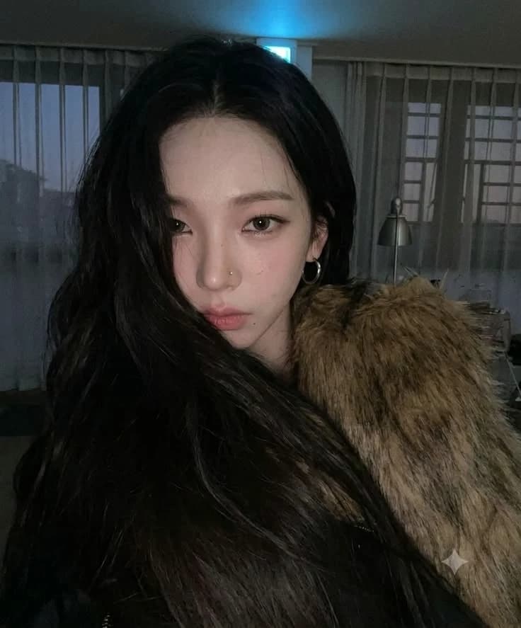 Karina (WLW) thumbnail