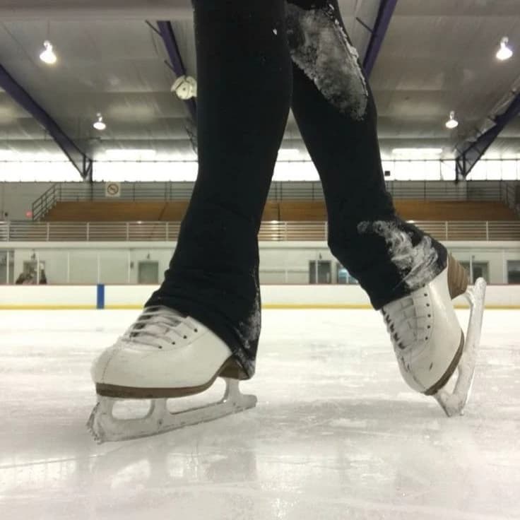 figure skating thumbnail