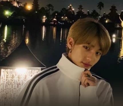 hwang hyunjin thumbnail