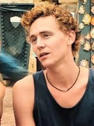 Tom Hiddleston thumbnail