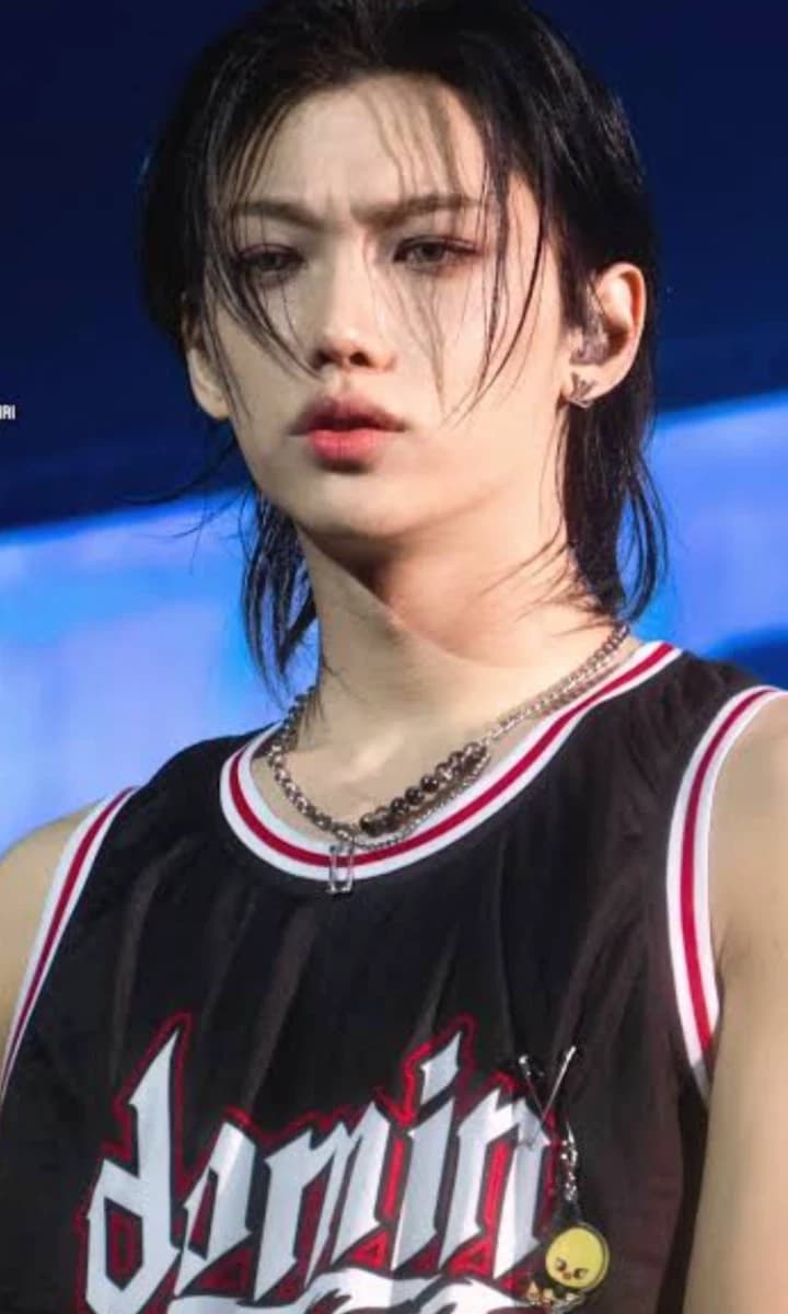 Lee Felix Yongbok thumbnail
