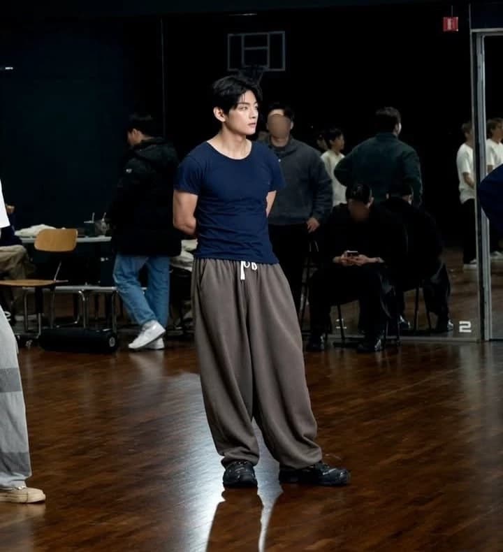 Kim taehyung  thumbnail