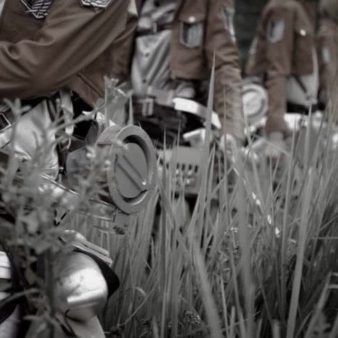attack on Titan\_found outside the walls thumbnail