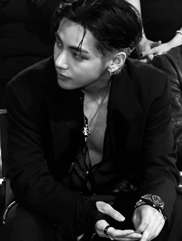Taehyung  thumbnail