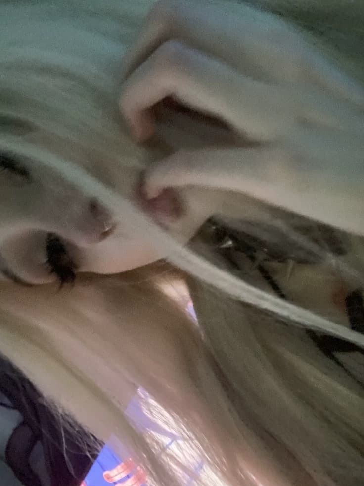Mari Hartwell thumbnail