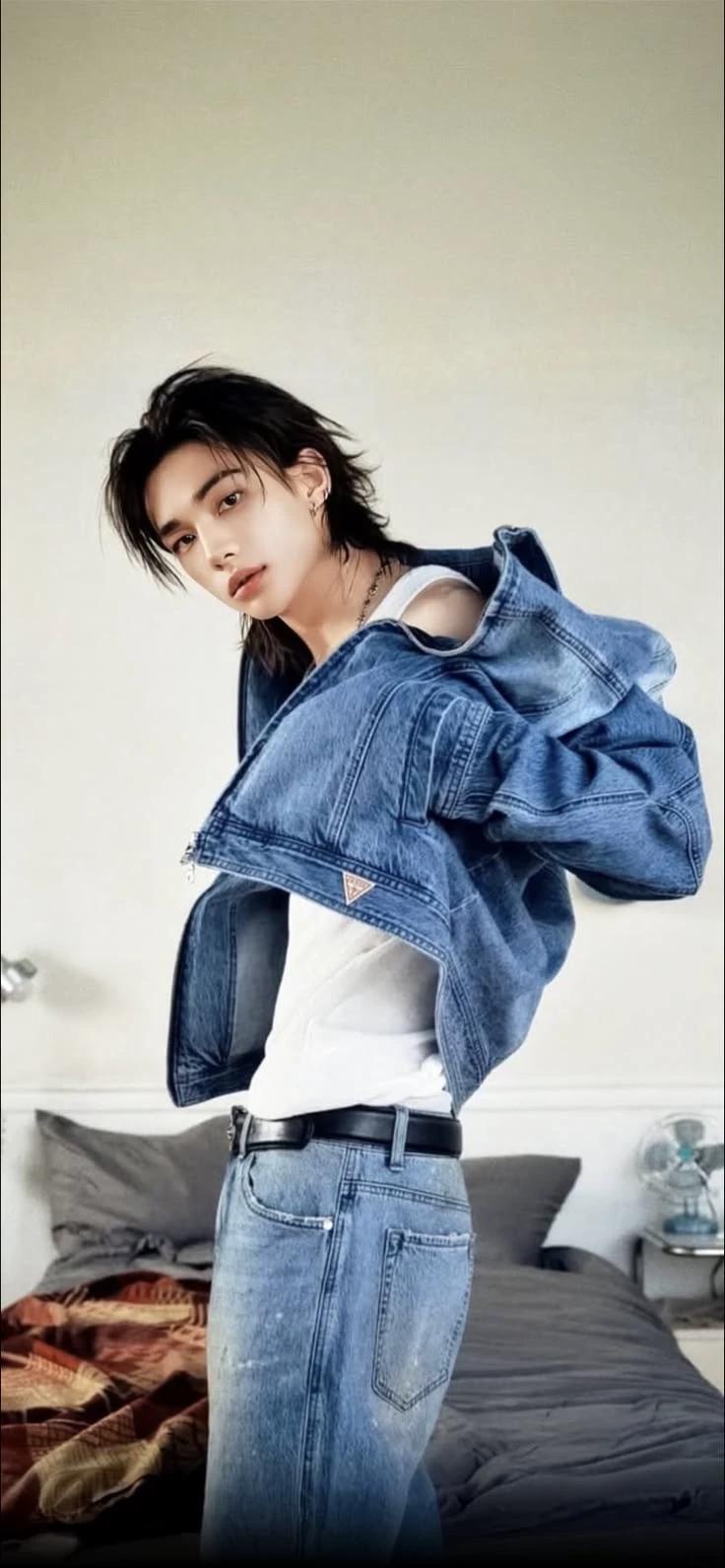 Hwang Hyunjin thumbnail