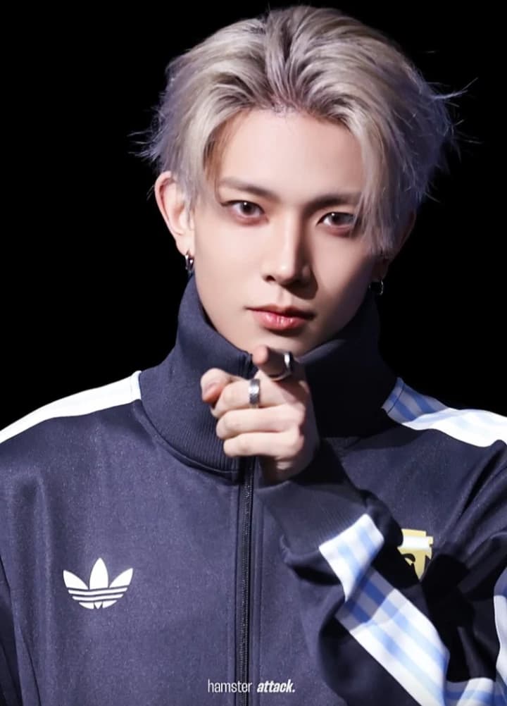 Heeseung  thumbnail