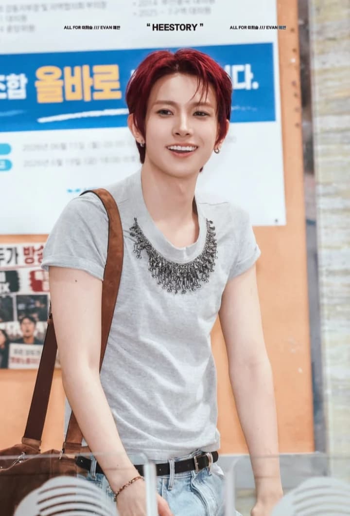 LEE HEESEUNG thumbnail