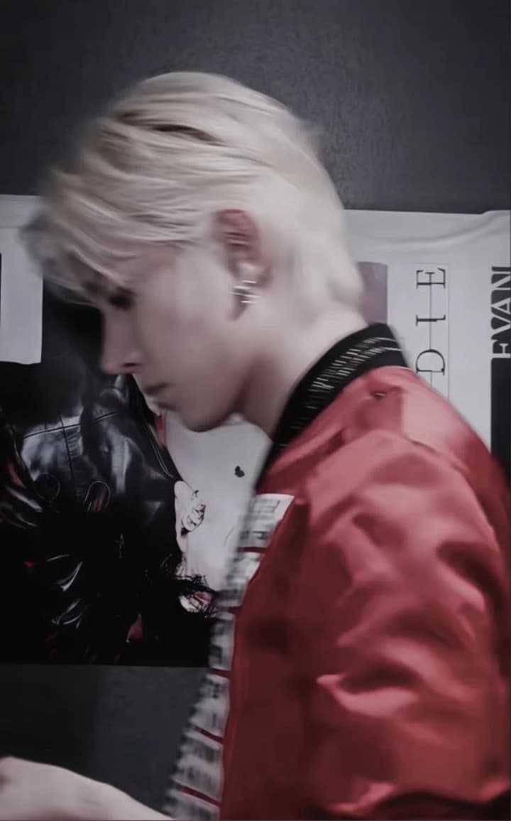Lee Heeseung thumbnail