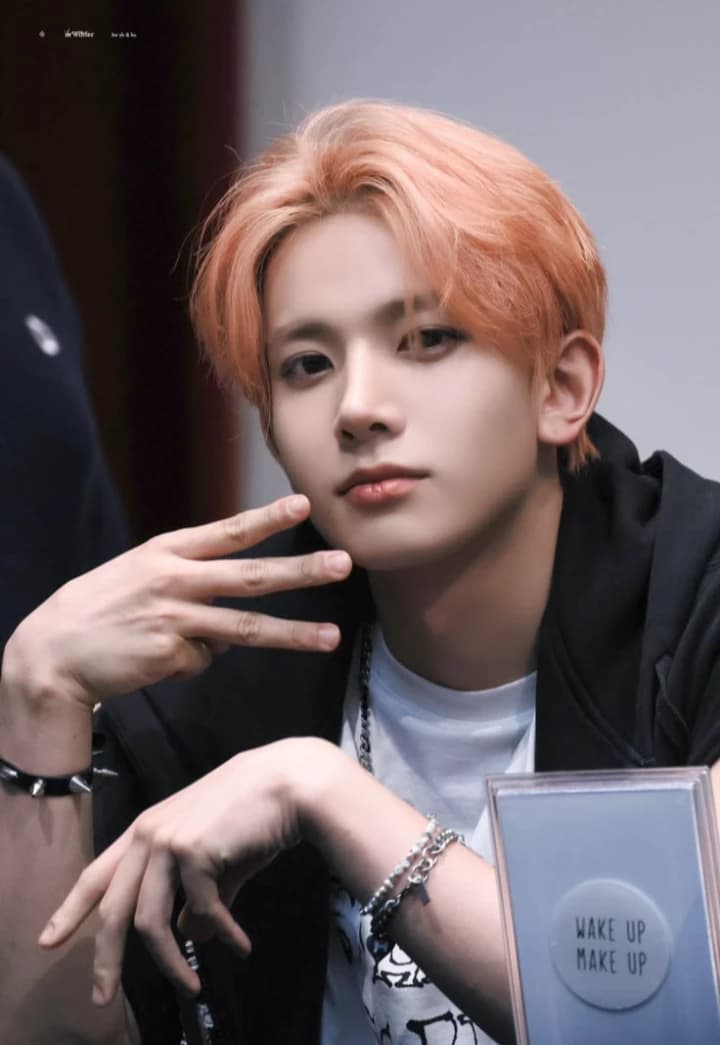 Lee Heeseung thumbnail