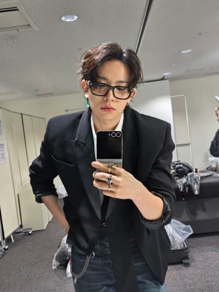 Lee heeseung  thumbnail