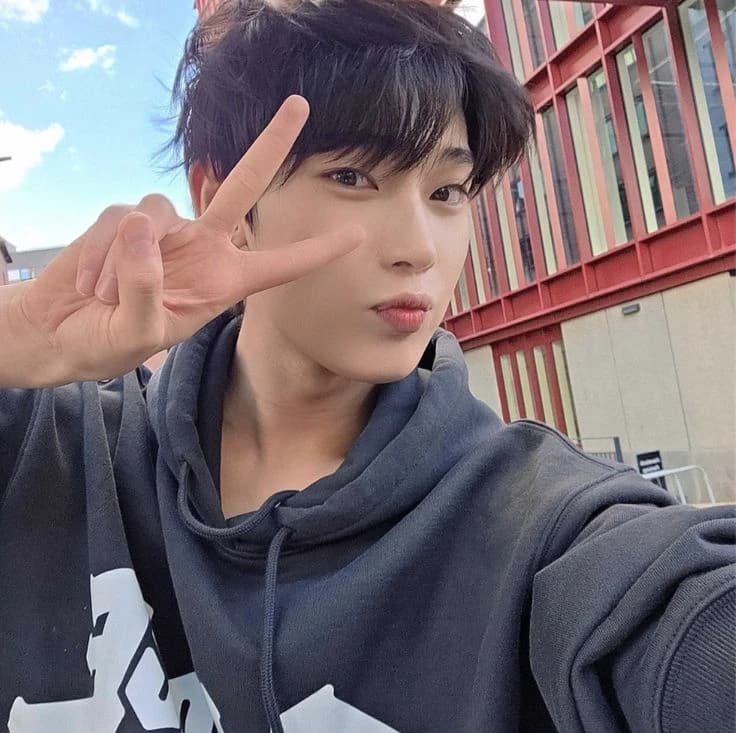 Kim Sunoo thumbnail