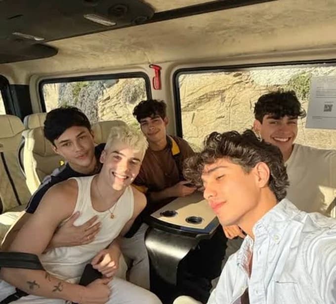 lucas, samuel, Nicolas, Leo, and davi thumbnail