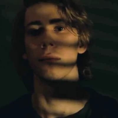 Alec Travers thumbnail