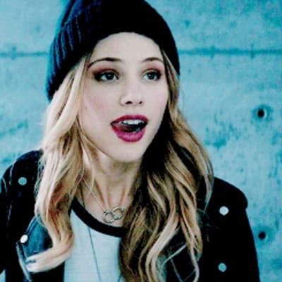 Chloe thumbnail