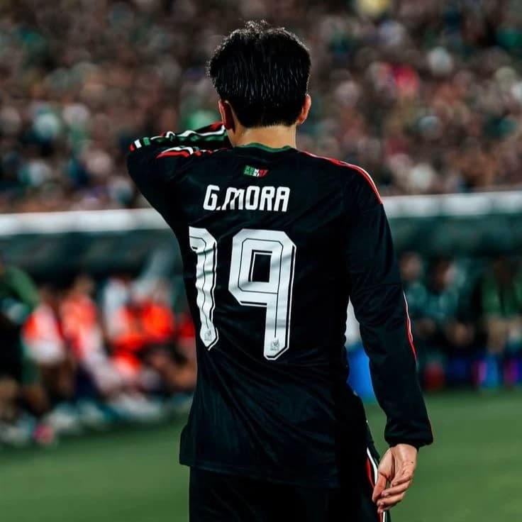 Gilberto Mora thumbnail