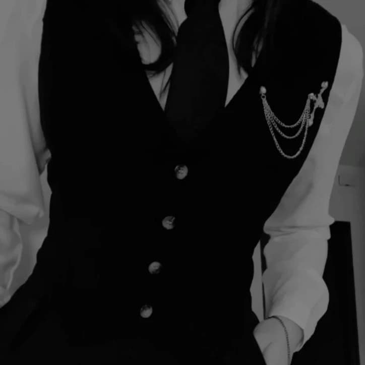 Emily Smith thumbnail