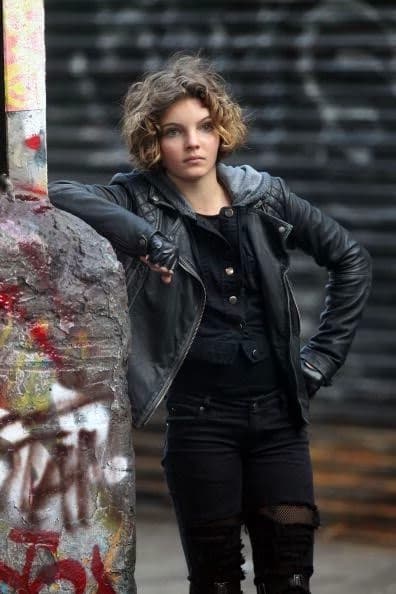 Camren Bicondova thumbnail